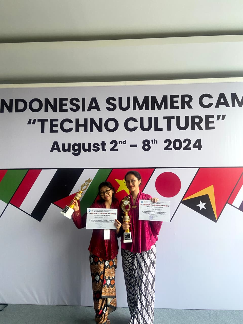 Juara 1 Essay Competition dalam Summer Camp Indonesia 2024 "Techno Culture"