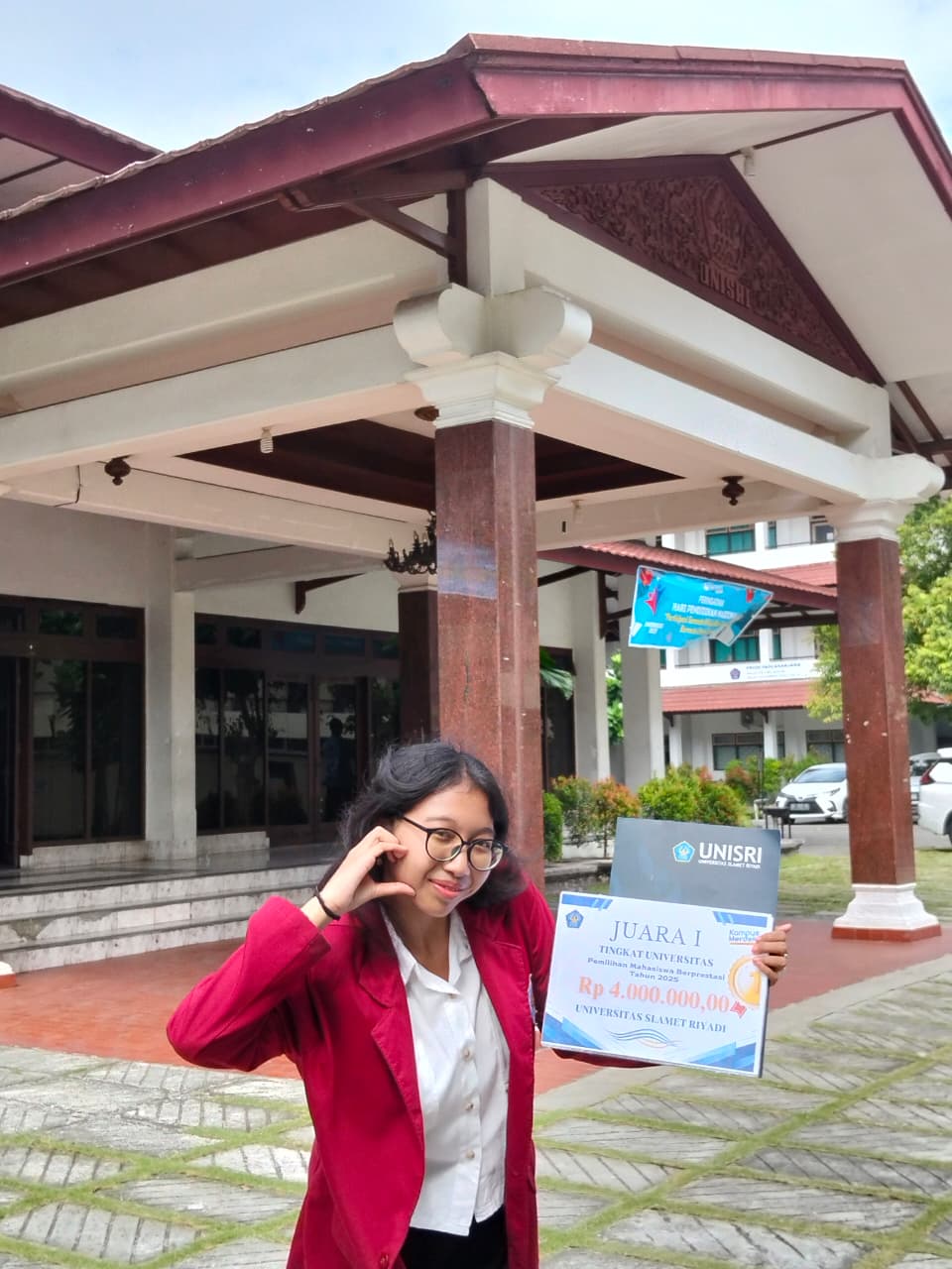 Juara 1 Mahasiswa Berprestasi 2025 tingkat Universitas